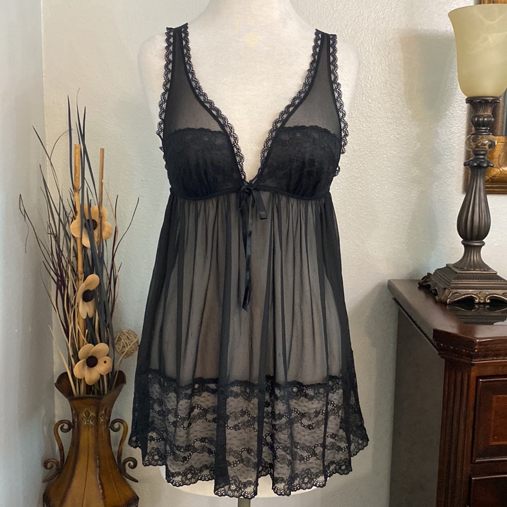 Victoria's Secret Black Sheer Lace Babydoll Chemise
